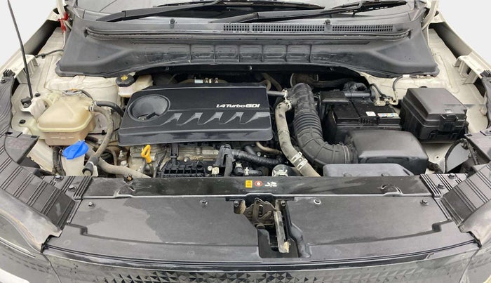 2022 KIA CARENS PRESTIGE PLUS 1.4 PETROL 7 STR, Petrol, Manual, 31,399 km, Engine View