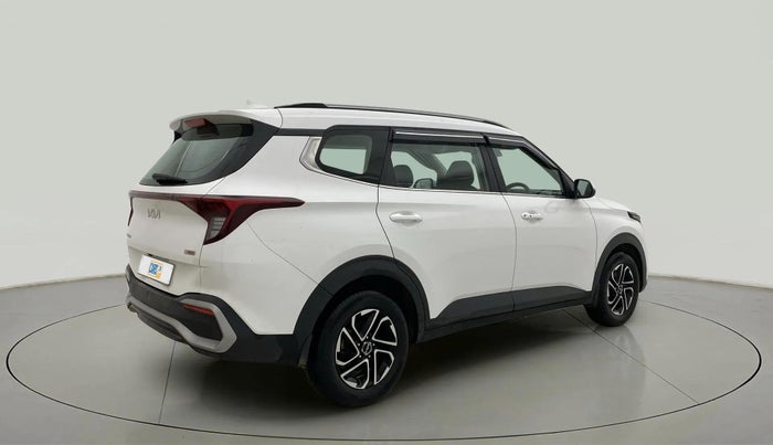 2022 KIA CARENS PRESTIGE PLUS 1.4 PETROL 7 STR, Petrol, Manual, 31,399 km, Right Back Diagonal