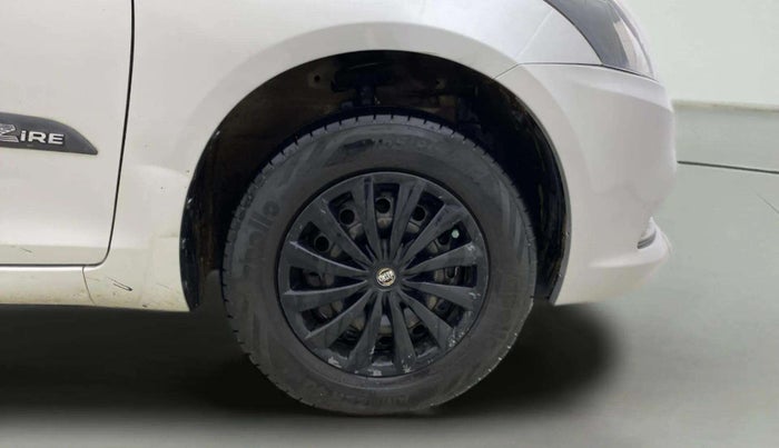 2016 Maruti Swift Dzire VXI, CNG, Manual, 76,428 km, Right Front Wheel