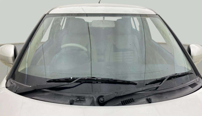 2016 Maruti Swift Dzire VXI, CNG, Manual, 76,428 km, Front Windshield