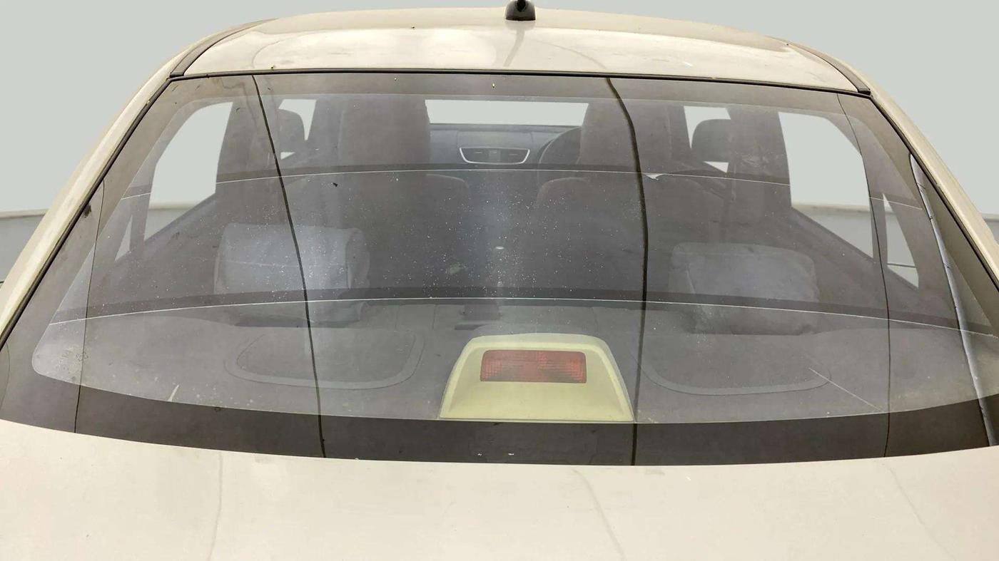 2016 Maruti Swift Dzire VXI, CNG, Manual, 76,428 km, Rear Windshield