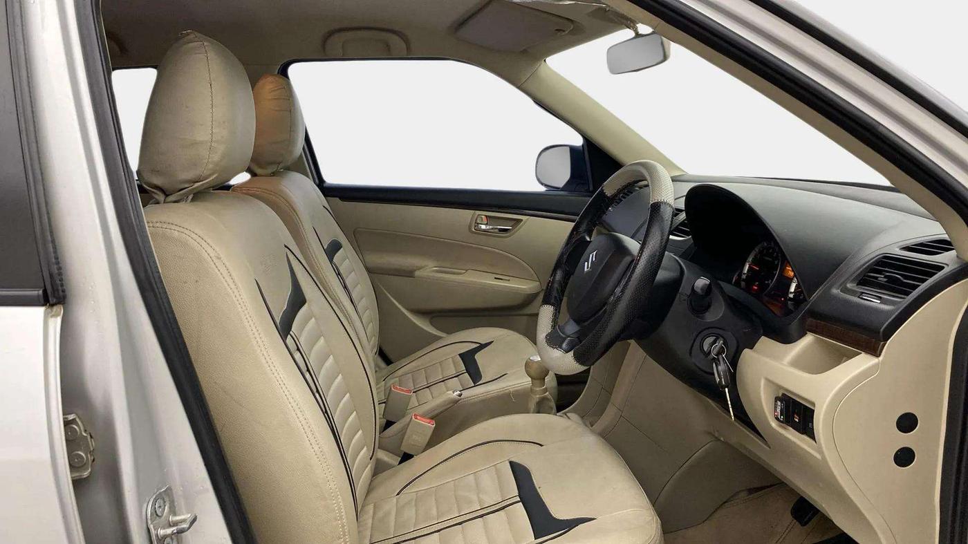 2016 Maruti Swift Dzire VXI, CNG, Manual, 76,428 km, Right Side Front Door Cabin