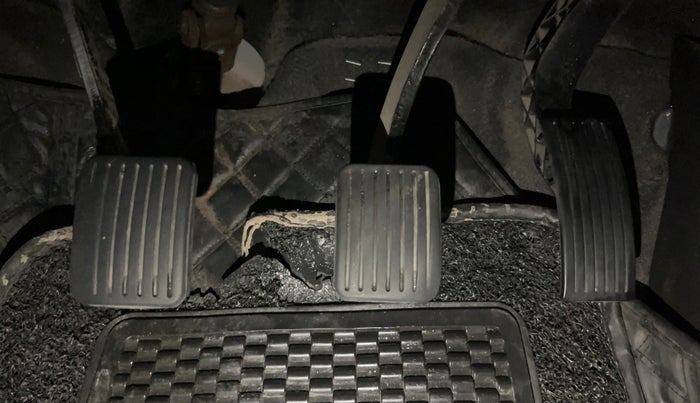 2016 Hyundai Grand i10 1.2 SPORTZ PRIME EDITION VTVT, CNG, Manual, 77,722 km, Pedals