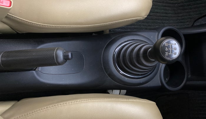 2014 Honda Amaze 1.2L I-VTEC E, Petrol, Manual, 34,177 km, Gear Lever