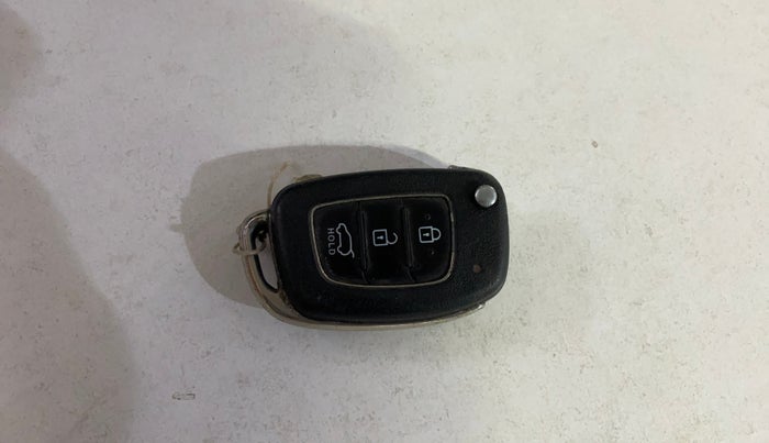 2016 Hyundai Elite i20 MAGNA 1.2, CNG, Manual, 67,089 km, Key Close Up