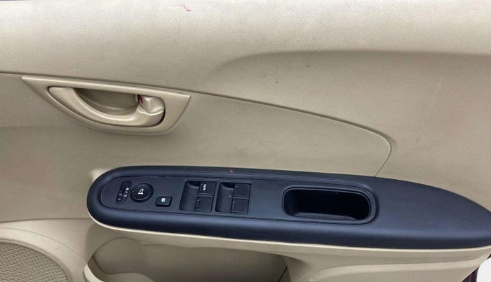 2016 Honda Amaze 1.2L I-VTEC S, Petrol, Manual, 16,843 km, Driver Side Door Panels Control