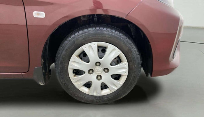 2016 Honda Amaze 1.2L I-VTEC S, Petrol, Manual, 16,843 km, Right Front Wheel