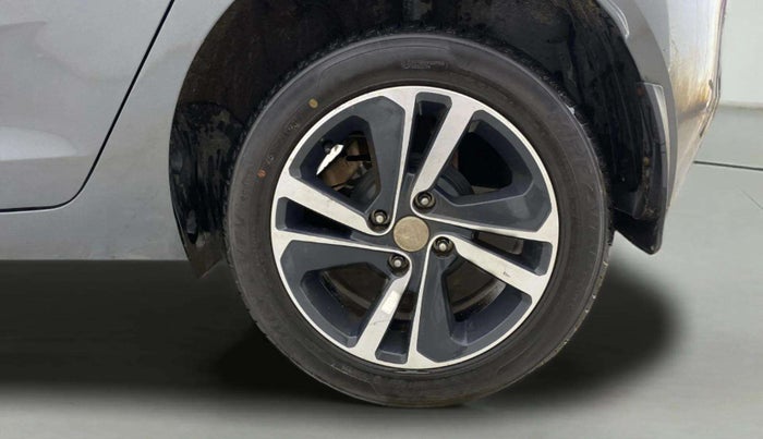 2022 Tata ALTROZ XZ PETROL, Petrol, Manual, 10,223 km, Left Rear Wheel