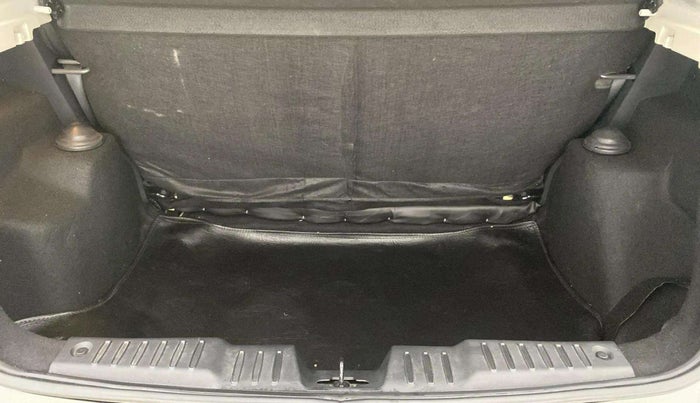 2022 Tata ALTROZ XZ PETROL, Petrol, Manual, 10,223 km, Boot Inside