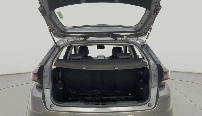 2022 Tata ALTROZ XZ PETROL, Petrol, Manual, 10,223 km, Boot Open Zoomed View