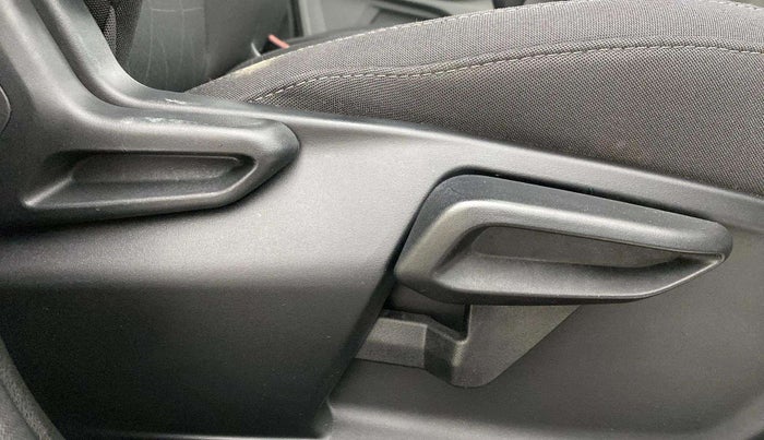 2024 Tata Tiago XT CNG, CNG, Manual, 11,483 km, Driver Side Adjustment Panel