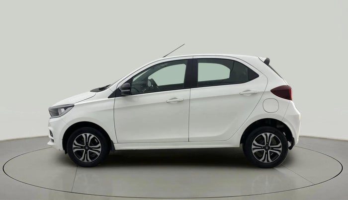 2024 Tata Tiago XT CNG, CNG, Manual, 11,483 km, Left Side