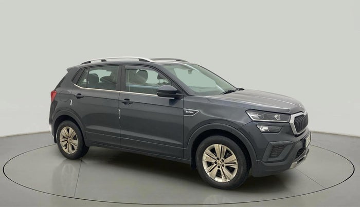 2022 Skoda KUSHAQ AMBITION 1.0L TSI MT, Petrol, Manual, 52,264 km, Right Front Diagonal