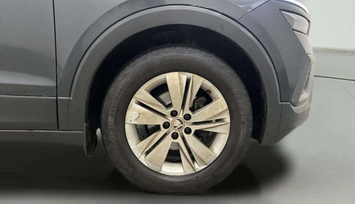 2022 Skoda KUSHAQ AMBITION 1.0L TSI MT, Petrol, Manual, 52,264 km, Right Front Wheel