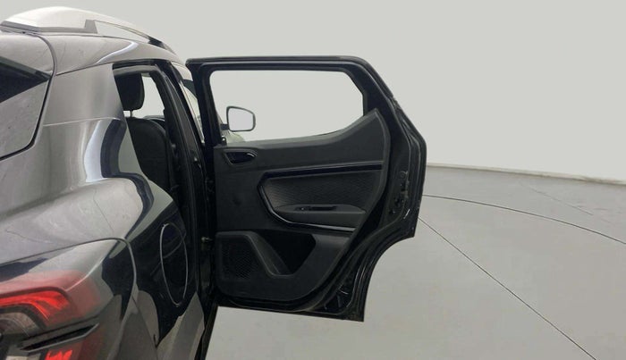 2023 Renault Kiger RXZ AMT, CNG, Automatic, 26,684 km, RHS Rear Door