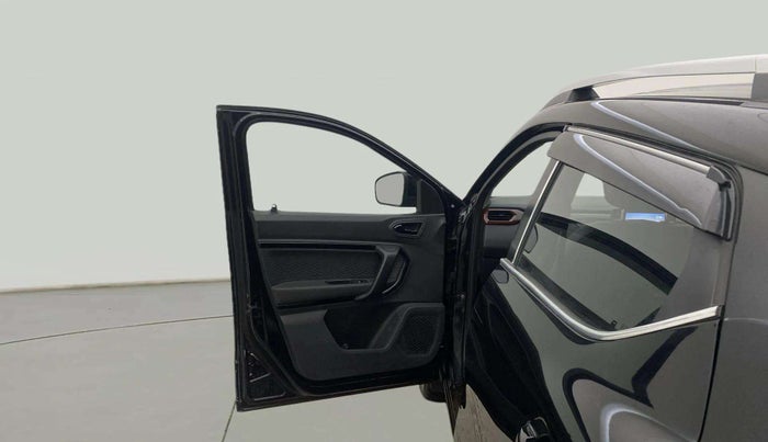2023 Renault Kiger RXZ AMT, CNG, Automatic, 26,684 km, LHS Front Door