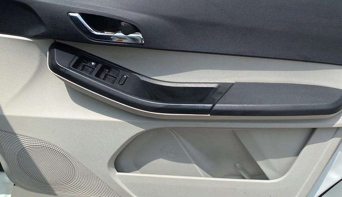 2023 Tata Tiago XZA PLUS PETROL, Petrol, Automatic, 23,187 km, Driver Side Door Panels Control