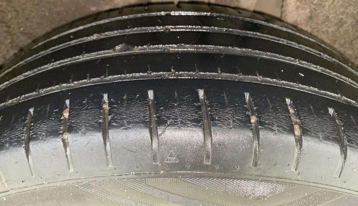 2022 Maruti Baleno ALPHA PETROL 1.2, Petrol, Manual, 66,645 km, Left Rear Tyre Tread