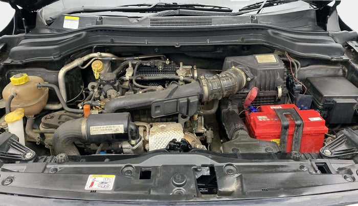 2021 Mahindra XUV300 W4 1.2 PETROL, Petrol, Manual, 26,387 km, Engine View