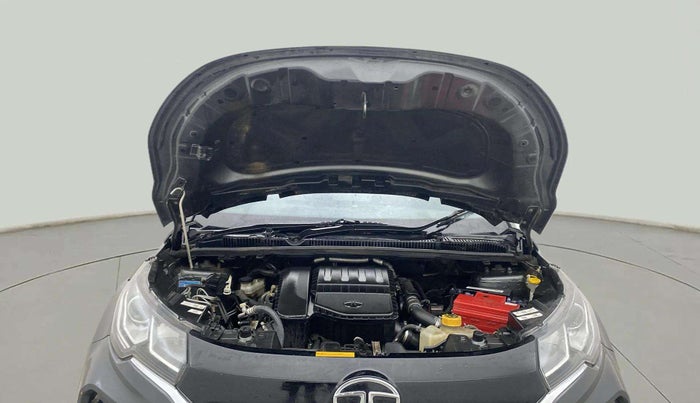 2022 Tata NEXON XMA SUNROOF DIESEL, Diesel, Automatic, 42,338 km, Open Bonet