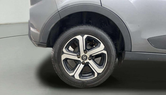 2022 Tata NEXON XMA SUNROOF DIESEL, Diesel, Automatic, 42,338 km, Right Rear Wheel