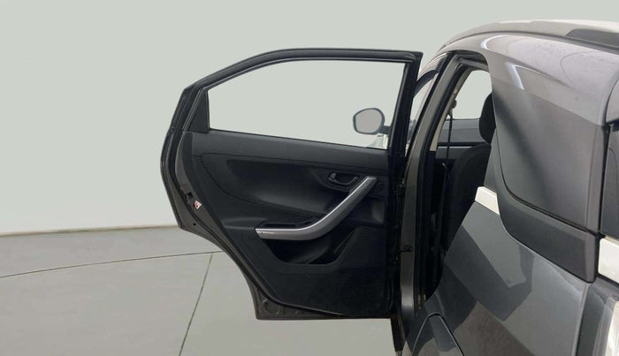 2022 Tata NEXON XMA SUNROOF DIESEL, Diesel, Automatic, 42,338 km, LHS Rear Door