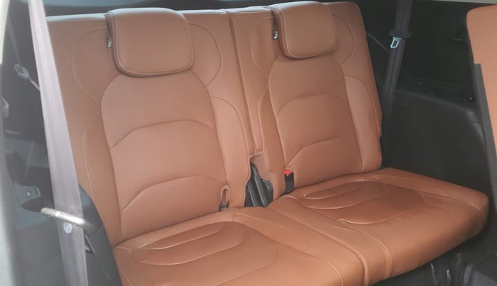 2022 MG HECTOR PLUS SELECT 2.0 DIESEL TURBO MT 7-STR, Diesel, Manual, 68,623 km, Third Seat Row ( optional )