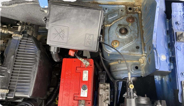 2017 Renault Kwid CLIMBER 1.0 AMT, Petrol, Automatic, 59,863 km, Engine View - Left