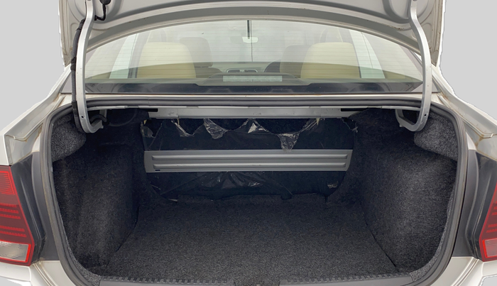 2019 Volkswagen Vento HIGHLINE 1.6 MPI, Petrol, Manual, 24,281 km, Boot Inside