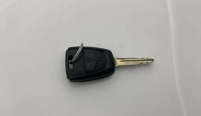2018 Hyundai Grand i10 SPORTZ 1.2 KAPPA VTVT, Petrol, Manual, 53,203 km, Key Close Up