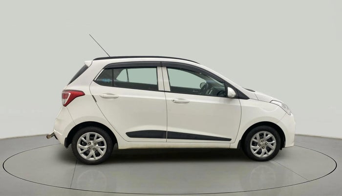 2018 Hyundai Grand i10 SPORTZ 1.2 KAPPA VTVT, Petrol, Manual, 53,203 km, Right Side View