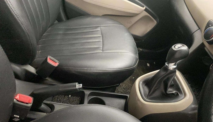 2018 Hyundai Grand i10 SPORTZ 1.2 KAPPA VTVT, Petrol, Manual, 53,203 km, Gear Lever