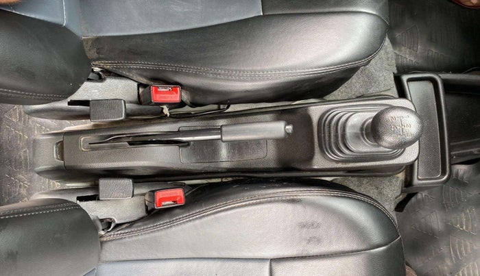 2023 Maruti Eeco 5 STR AC CNG, CNG, Manual, 16,215 km, Gear Lever