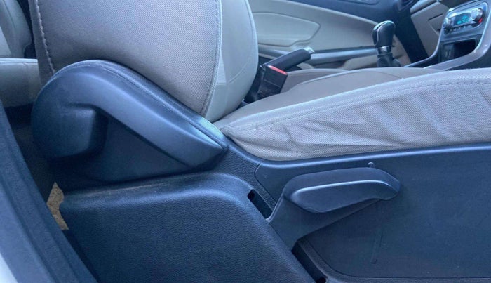 2020 Ford Ecosport TITANIUM 1.5L DIESEL, Diesel, Manual, 54,418 km, Driver Side Adjustment Panel