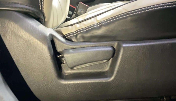 2023 Maruti Alto VXI PLUS, Petrol, Manual, 8,491 km, Driver Side Adjustment Panel