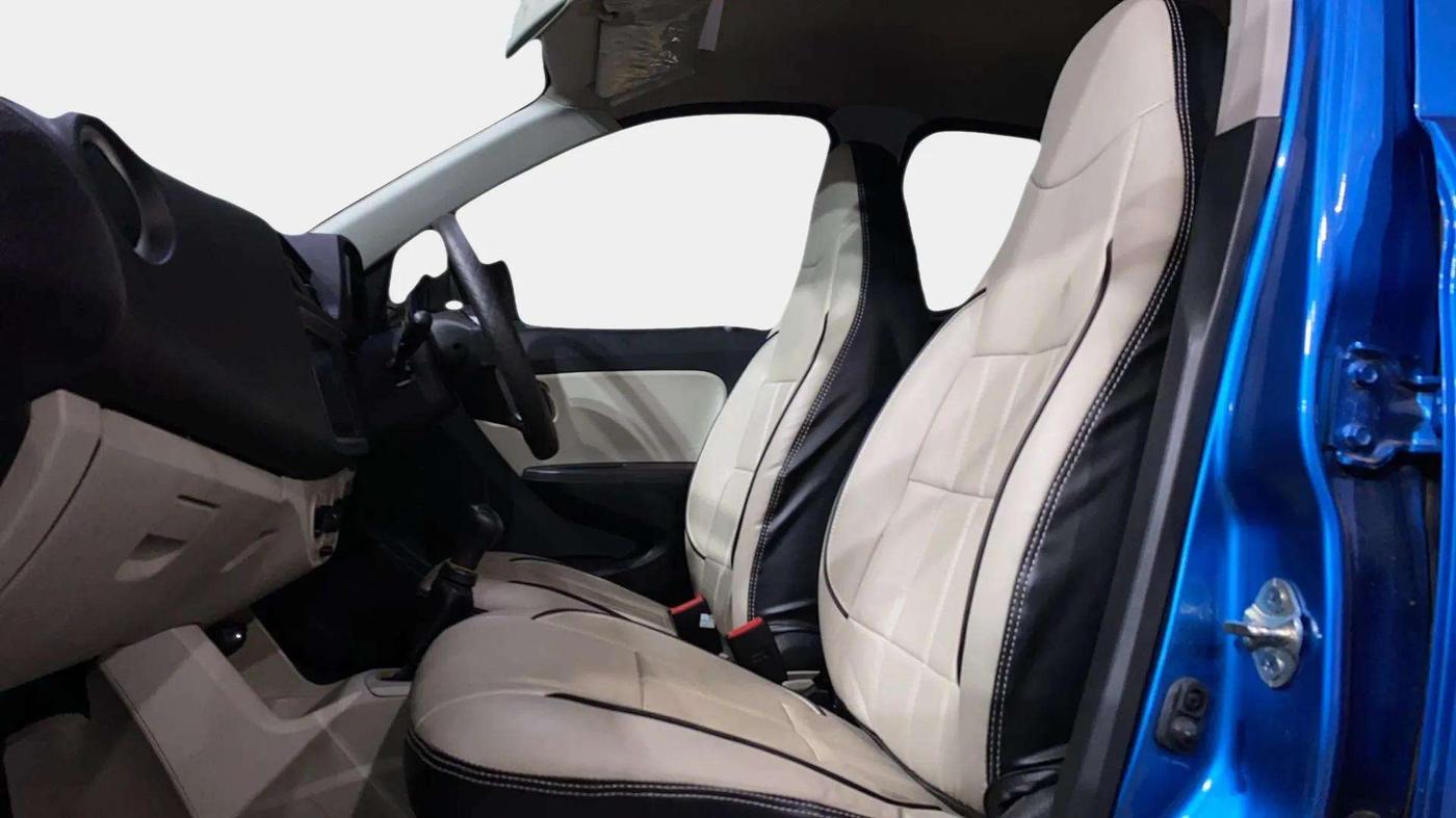 2023 Maruti Alto VXI PLUS, Petrol, Manual, 8,596 km, Right Side Front Door Cabin