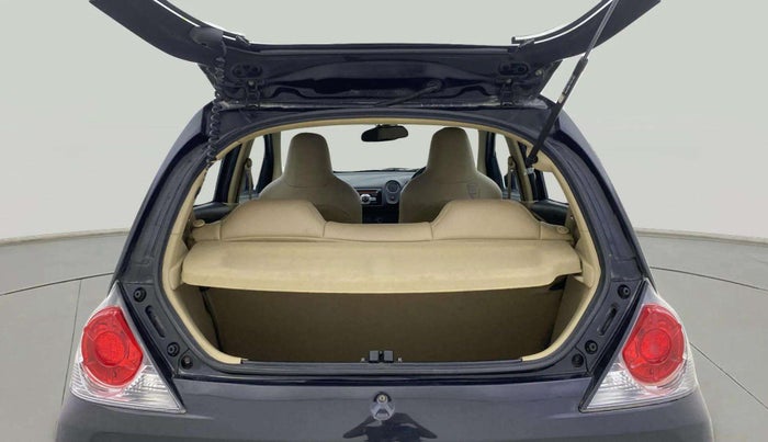 2014 Honda Brio VX AT, Petrol, Automatic, 32,064 km, Boot Inside
