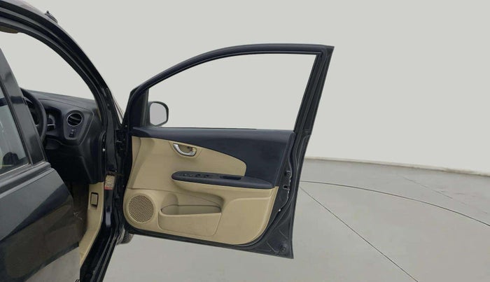 2014 Honda Brio VX AT, Petrol, Automatic, 32,064 km, RHS Front Door