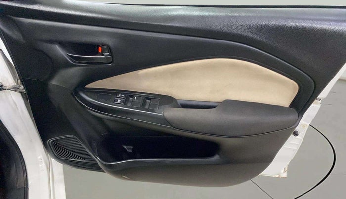 2022 Toyota Glanza E, Petrol, Manual, 34,508 km, Driver Side Door Panels Control