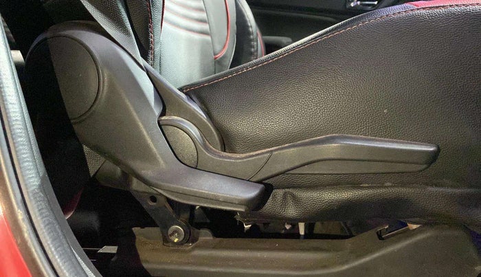 2018 Maruti Swift VXI, Petrol, Manual, 44,822 km, Driver Side Adjustment Panel