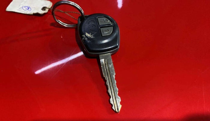 2018 Maruti Swift VXI, Petrol, Manual, 44,822 km, Key Close Up
