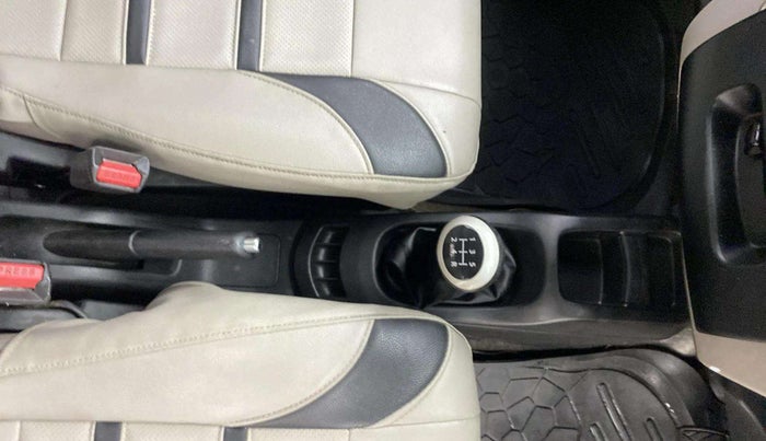 2013 Maruti Wagon R 1.0 VXI, Petrol, Manual, 78,099 km, Gear Lever