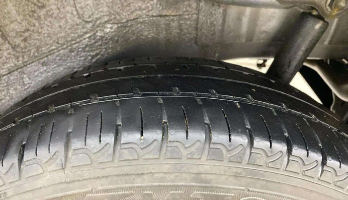 2013 Maruti Wagon R 1.0 VXI, Petrol, Manual, 78,099 km, Left Rear Tyre Tread