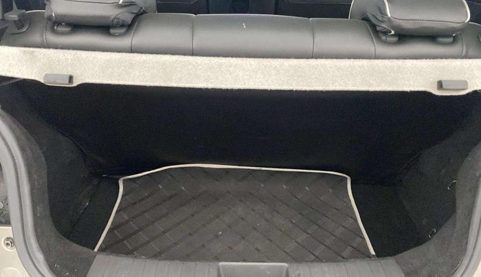2019 Mahindra KUV 100 NXT K8 P 6 STR, Petrol, Manual, 13,446 km, Boot Open Zoomed View