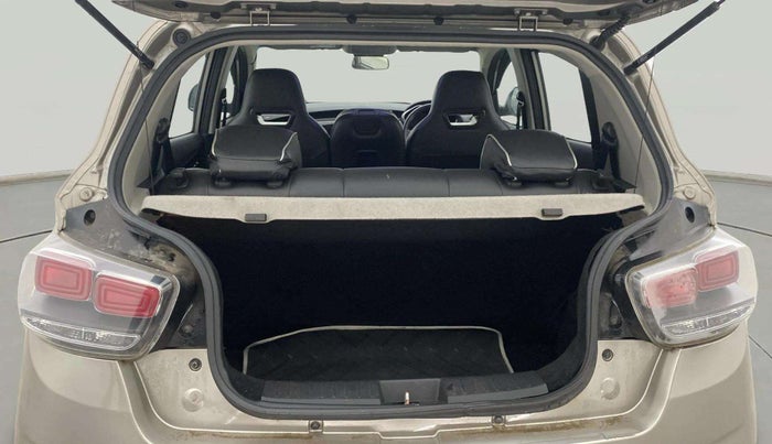 2019 Mahindra KUV 100 NXT K8 P 6 STR, Petrol, Manual, 13,446 km, Boot Inside