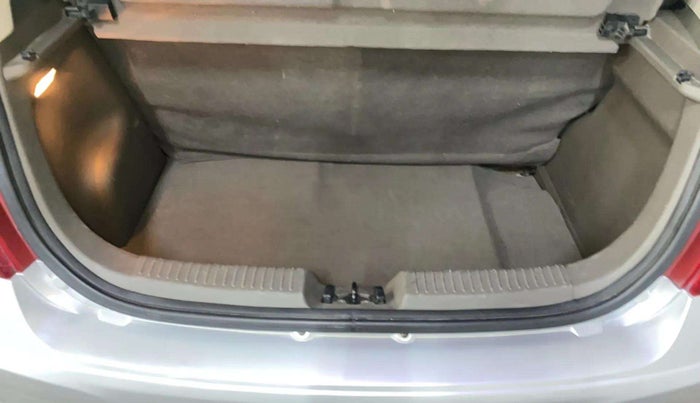 2013 Hyundai i10 SPORTZ 1.2, Petrol, Manual, 19,129 km, Boot Inside