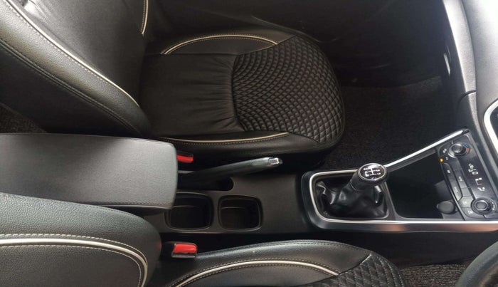 2018 Maruti S Cross ZETA 1.3, Diesel, Manual, 58,406 km, Gear Lever