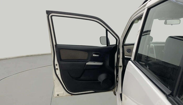 2015 Maruti Wagon R 1.0 LXI, CNG, Manual, 98,795 km, LHS Front Door