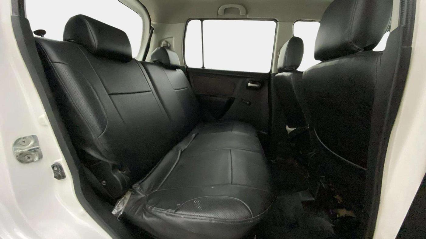 2015 Maruti Wagon R 1.0 LXI, CNG, Manual, 98,795 km, Right Side Rear Door Cabin