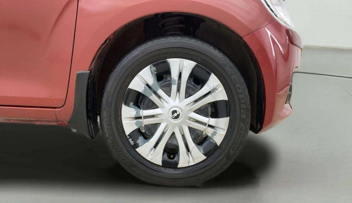 2017 Maruti IGNIS DELTA 1.2 AMT, Petrol, Automatic, 25,313 km, Right Front Wheel